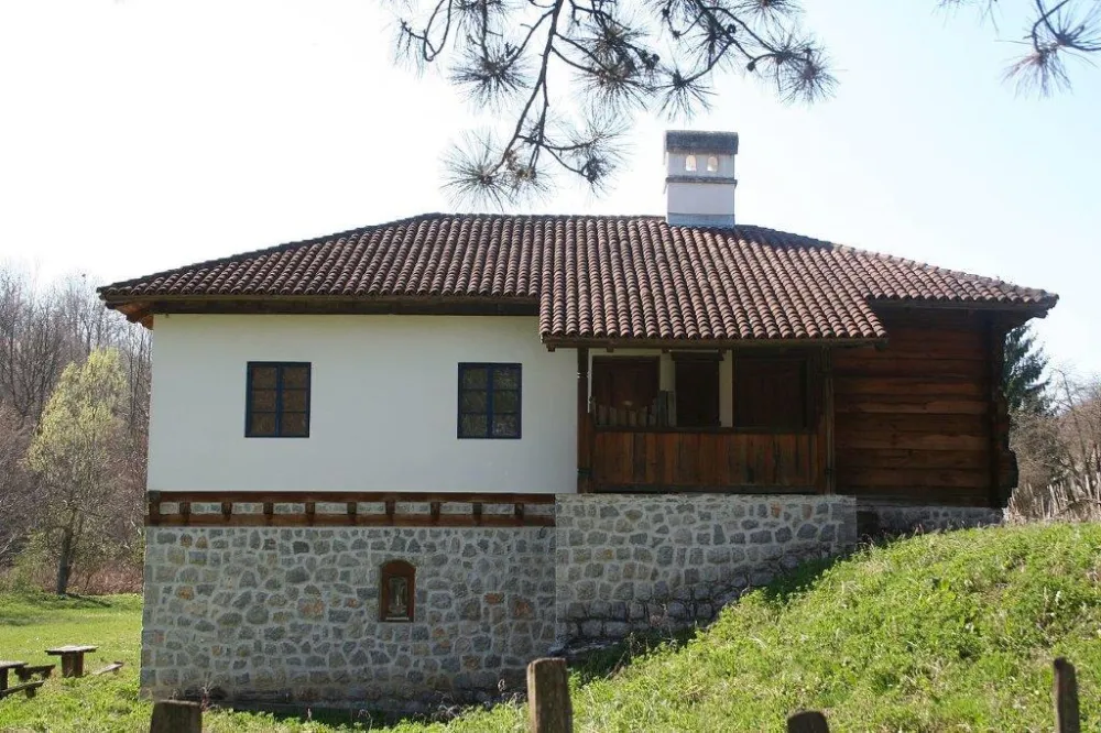 Реплика куће Ненадовића у Бранковини (ФОТО: ВИКИПЕДИЈА)