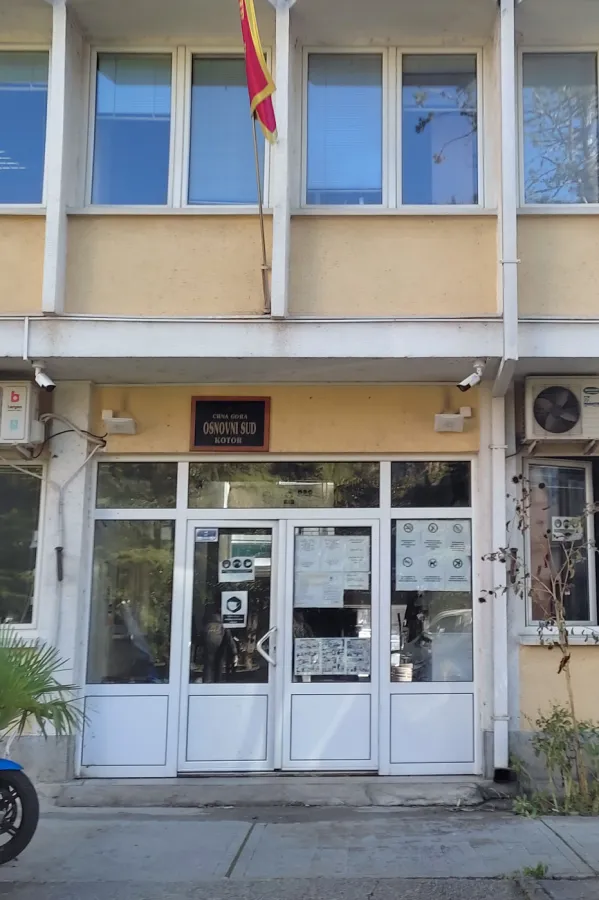 kotor institucije
