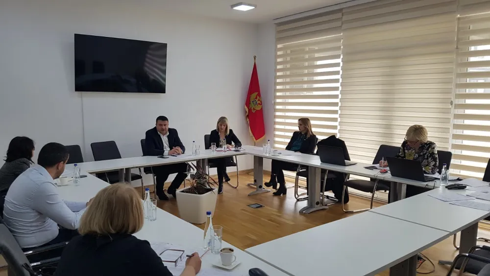 Inicijativa Zajednice op&scaron;tina CG: Predsјednicima op&scaron;tina i gradonačelnicima ista plata