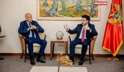 Sa sastanka