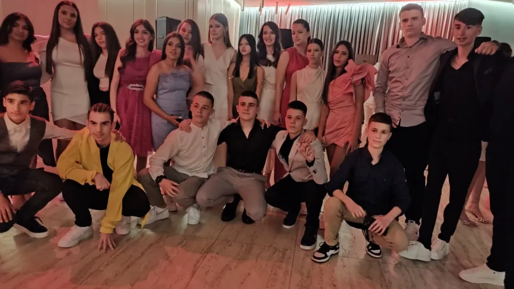 Polumaturanti O&Scaron; "21. maj"