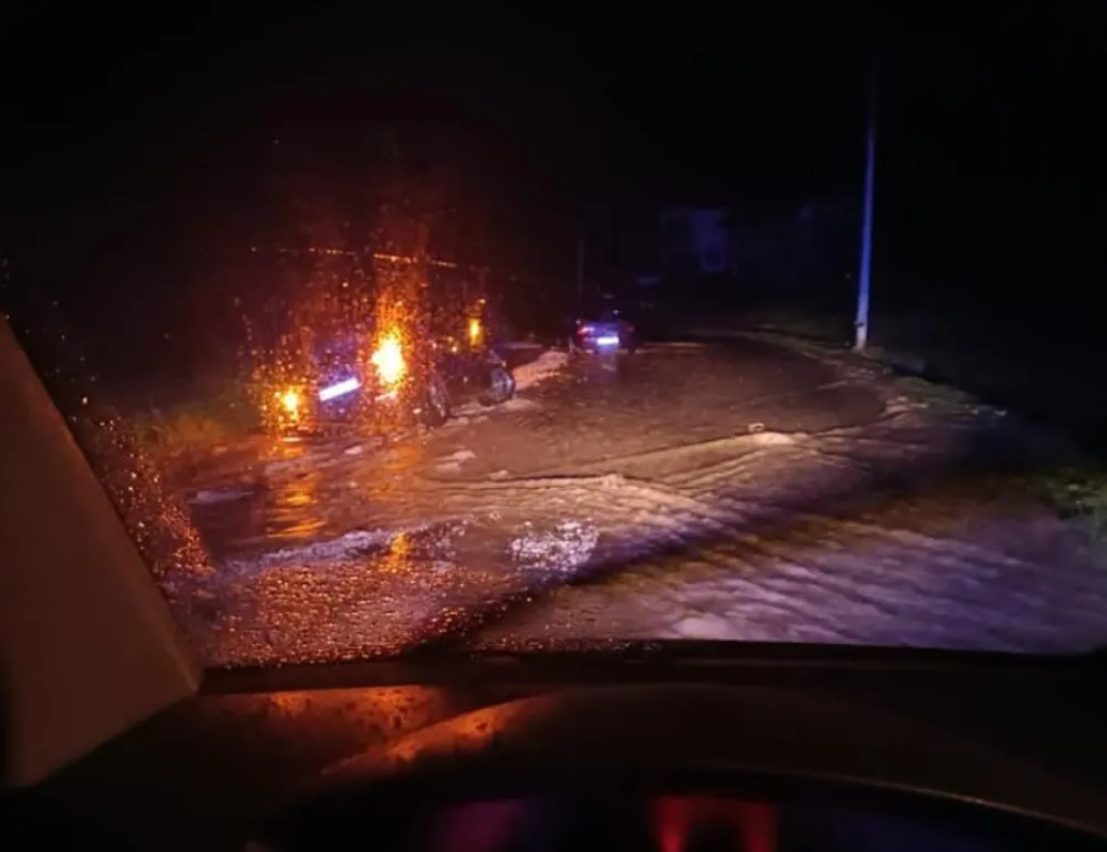 Jako nevrijeme u okolini Zagreba: Voda u&scaron;la u kuće