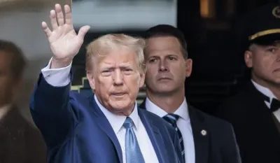 Трамп поново у судници