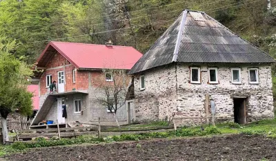 У Хотима само једно домаћинство 