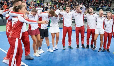 Sa pro&scaron;logodi&scaron;njeg izdanja Bili Džin King kupa
