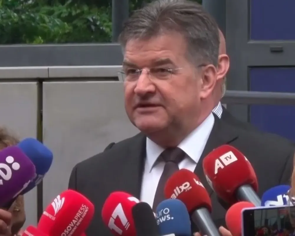 Lajčak nakon sastanka sa Kurtijem: Možemo imati normalizaciju ili konfrontaciju