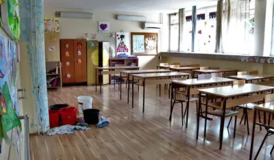 Поплављење просторије у којима се одвија настава у Игалу