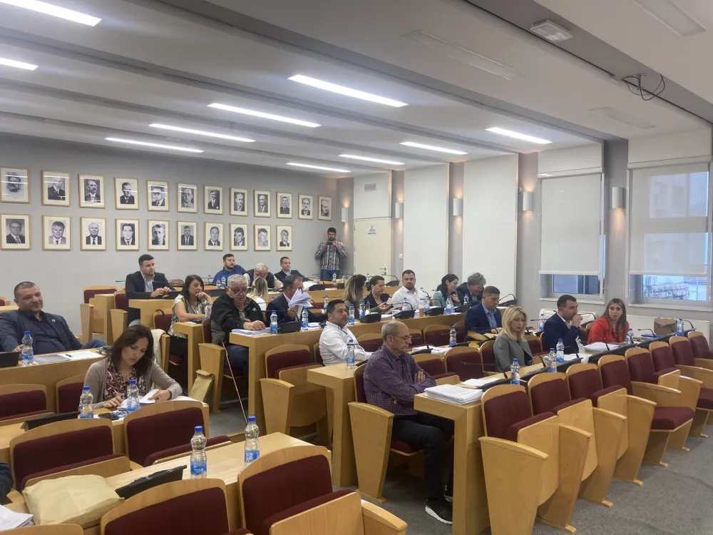 Nema zaobilaznice, a ni &scaron;kole u Igalu