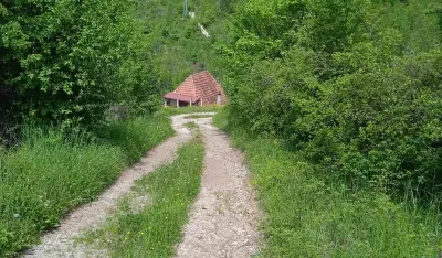 Mje&scaron;tani bjelopoljskog sela najavljuju protest: Put lo&scaron;, do kuća se ni pјe&scaron;ke vi&scaron;e ne može doći