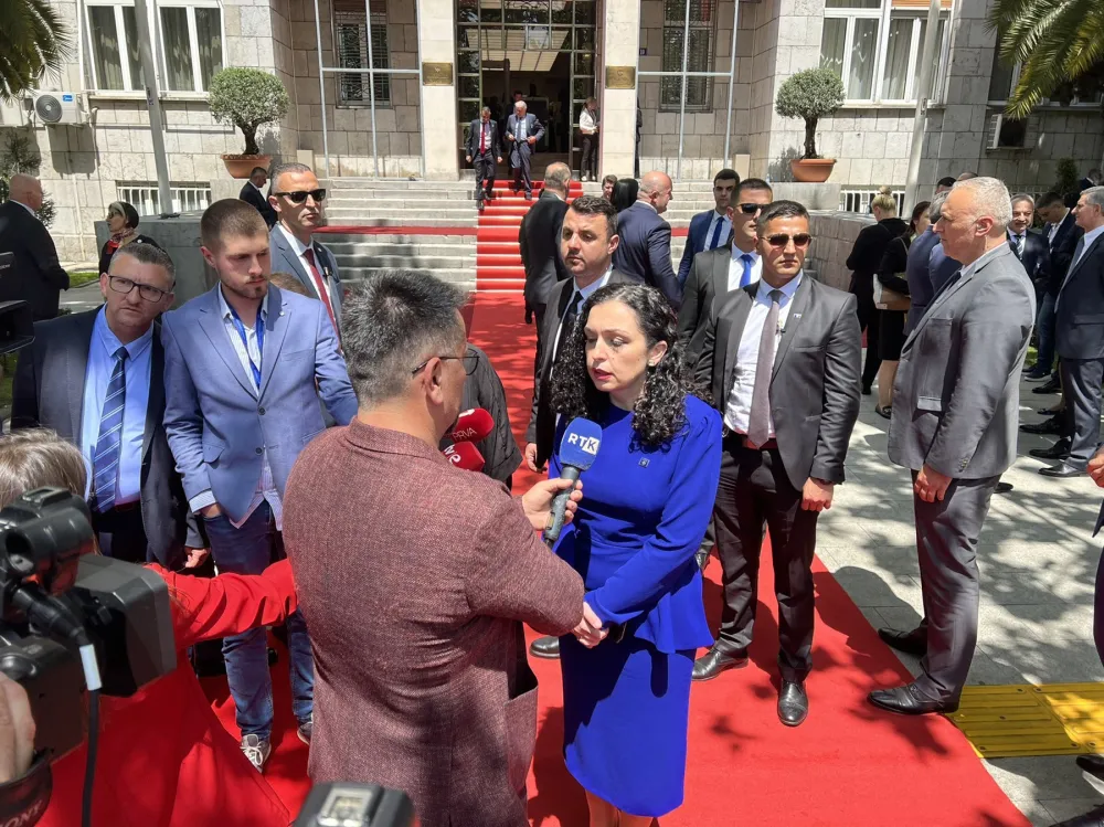 Vjosa Osmani