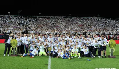 Ekipa Hajduka sa trofejom