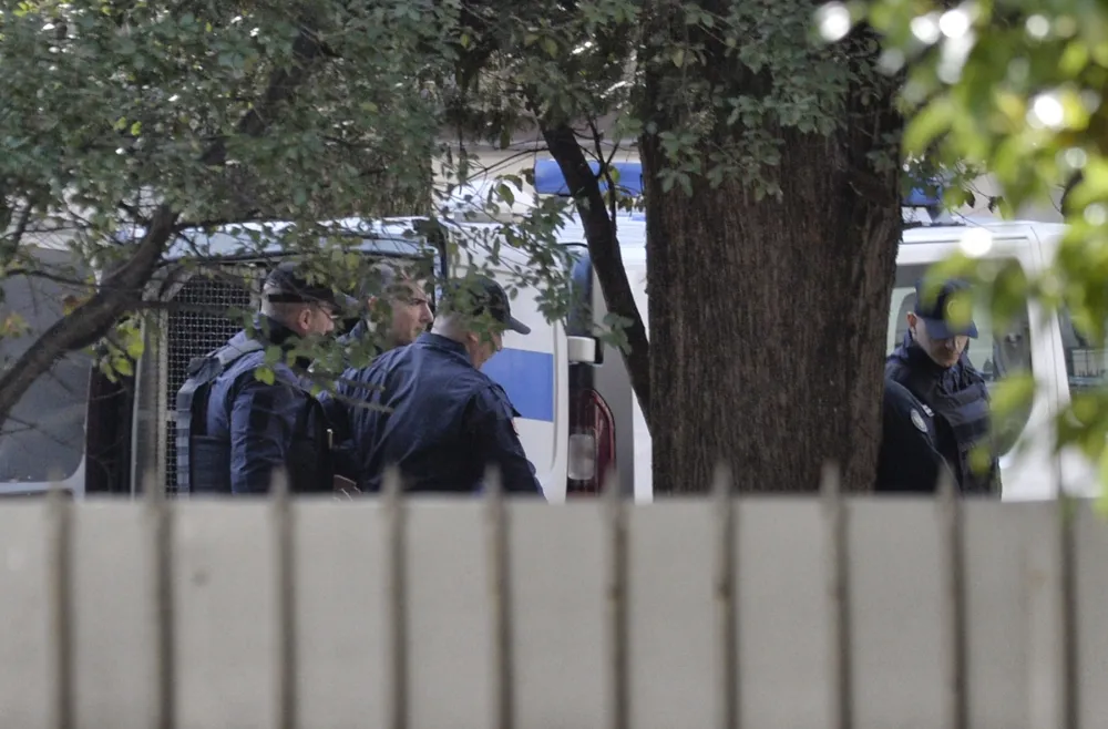 Privođenje Petra Lazovića