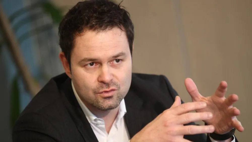 mark anzur, ex direktor adria airways