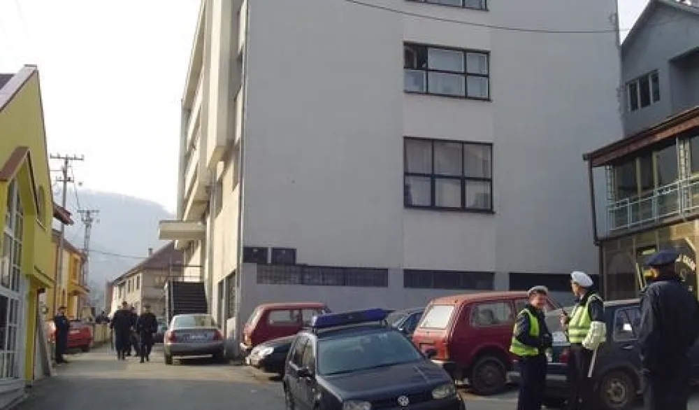 Visi sud u Bijelom polju
