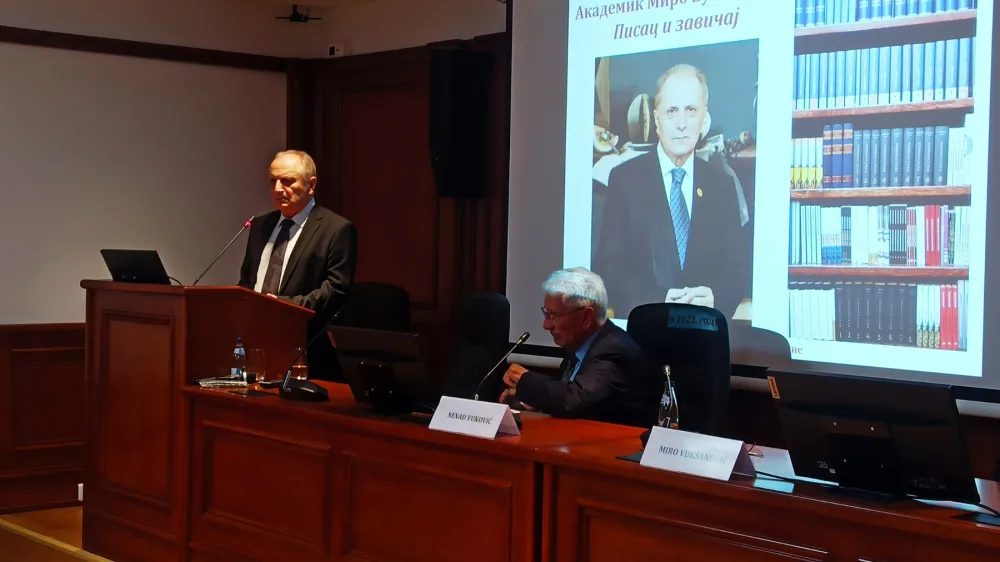 Akademik Miro Vuksanović nakon 20 godina gostovao u CANU