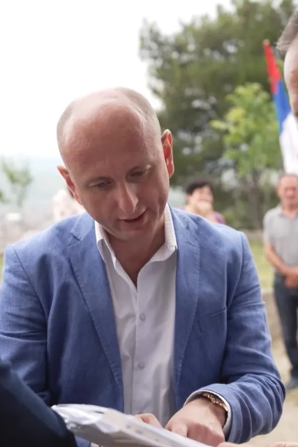 Milan Knežević posjetio mje&scaron;tane Malog brda