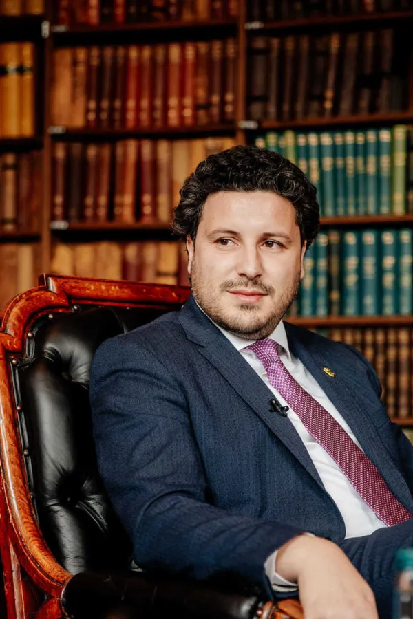 Dritan Abazović