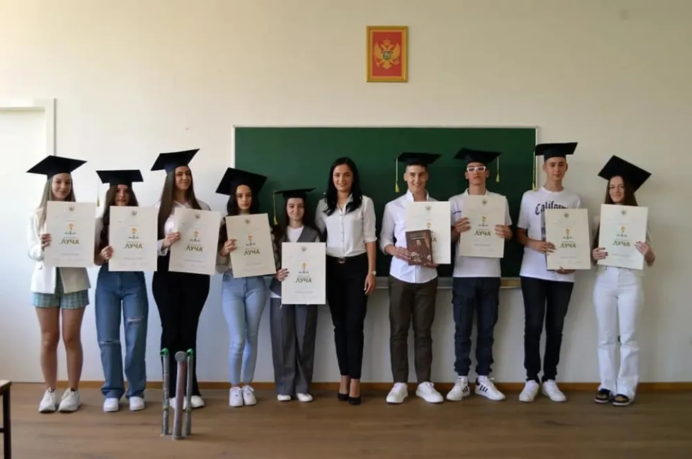 O&Scaron; "Vladimir Nazor" iznjedrila deset lučono&scaron;a