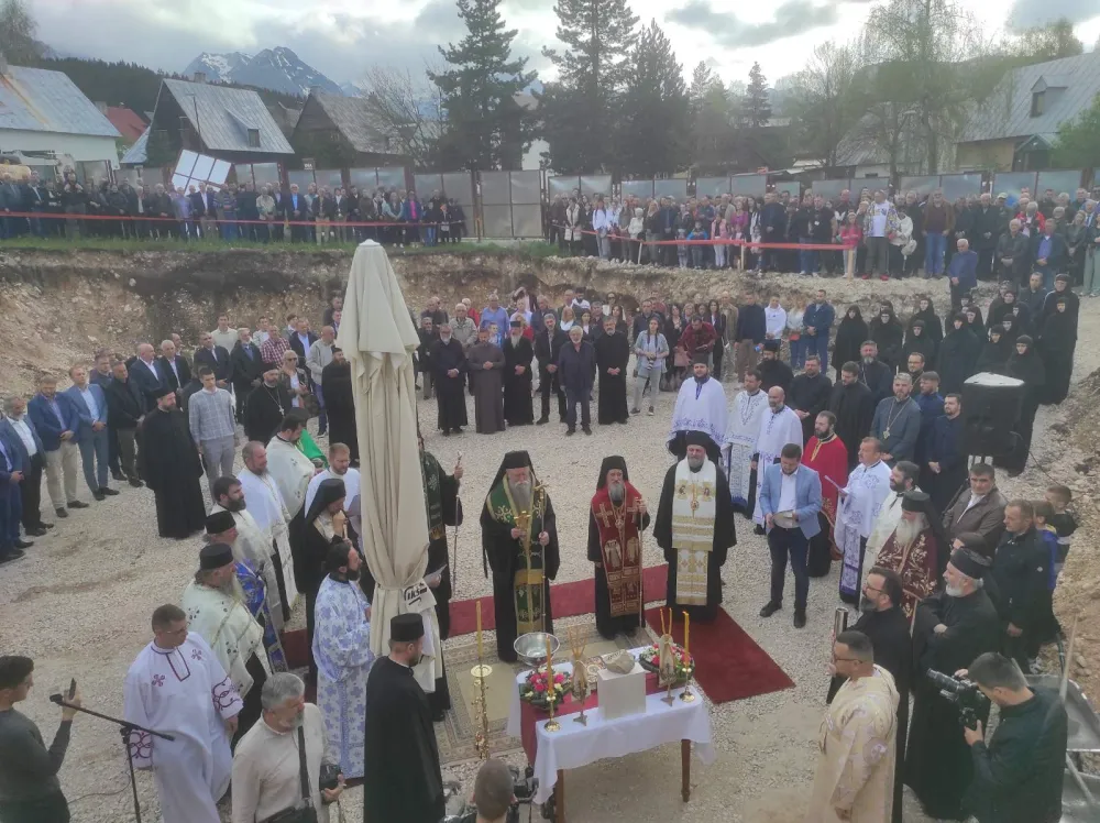 Mitropolit Joanikije I vladika mile&scaron;evski Atanasije