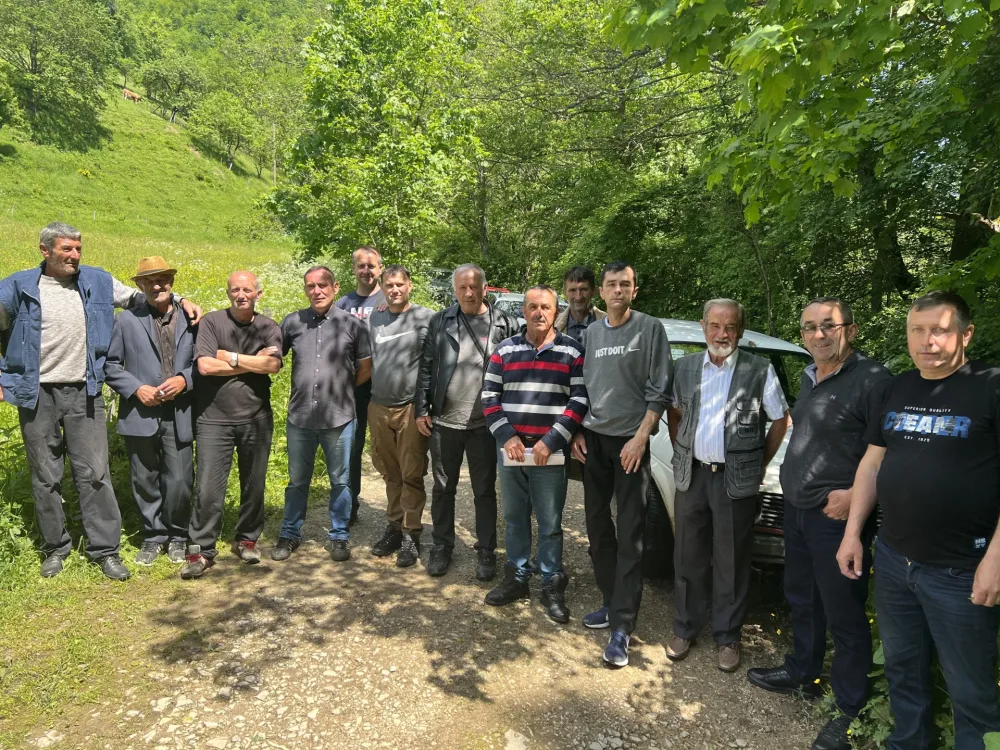 Bijelo Polje: Koncesionari uni&scaron;tili put do kuća u Kičavi