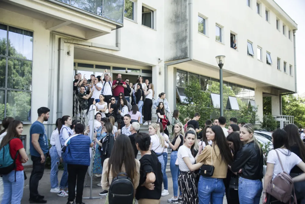 protest ispred ministarstva prosvjete