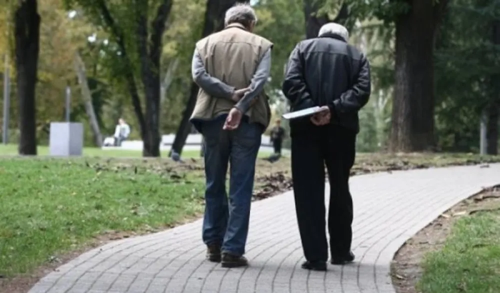 Тешко вријеме за старе