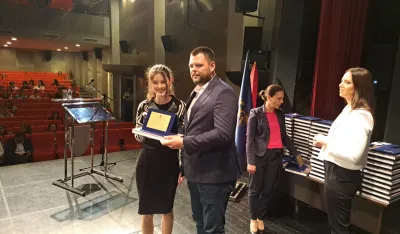 srednjo&scaron;kolci nik&scaron;ić