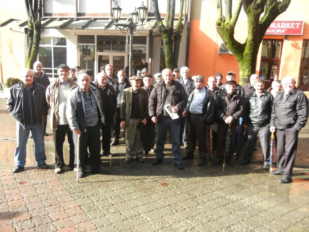 Biv&scaron;i radnici GP &bdquo;Radnik&ldquo; ne odustaјu od svoјih prava: Prvi oti&scaron;li u stečaј, posljednji u redu za otpremnine