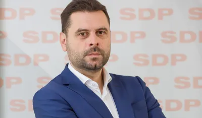 Иван Вујовић