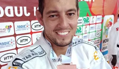 Srđan Mrvaljević sa medaljom