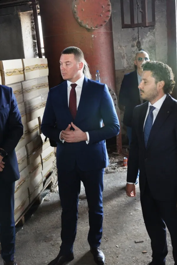 Milo&scaron;ević optužio klan "Grand" za &scaron;verc cigareta