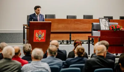 KOMEMORATIVNA SJEDNICA POVODOM SMRTI AMBASADORA LUKOVCA