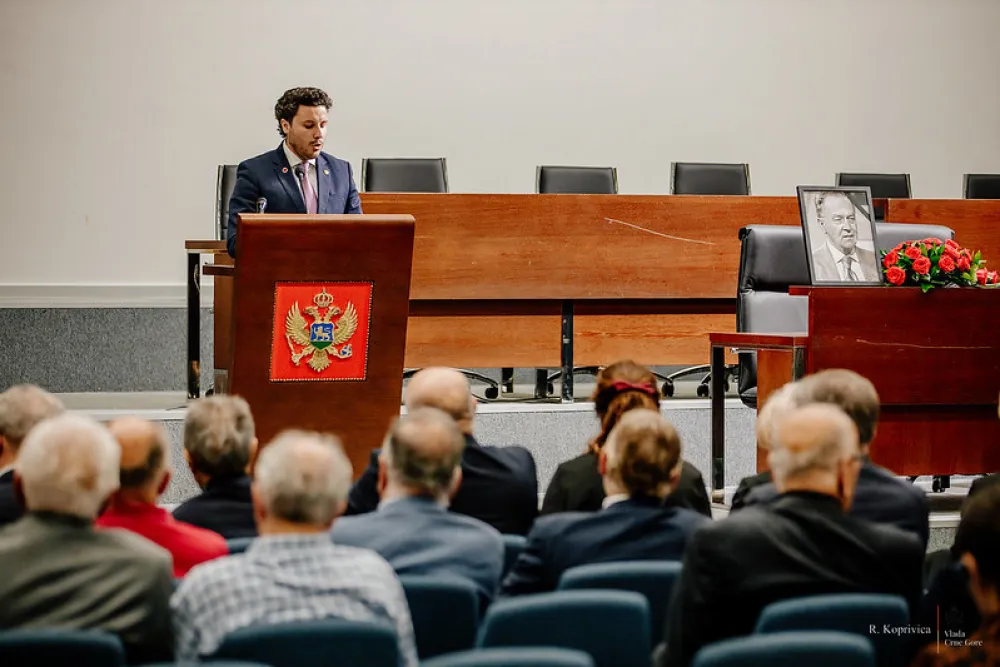 KOMEMORATIVNA SJEDNICA POVODOM SMRTI AMBASADORA LUKOVCA