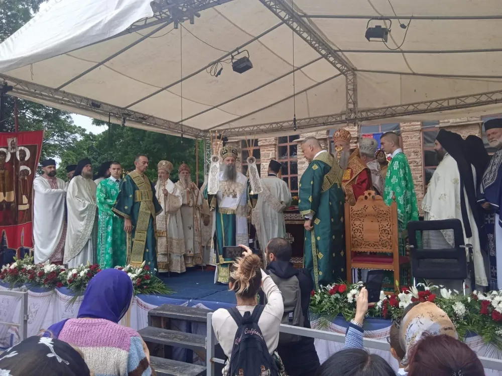 Liturgija u Gračanici