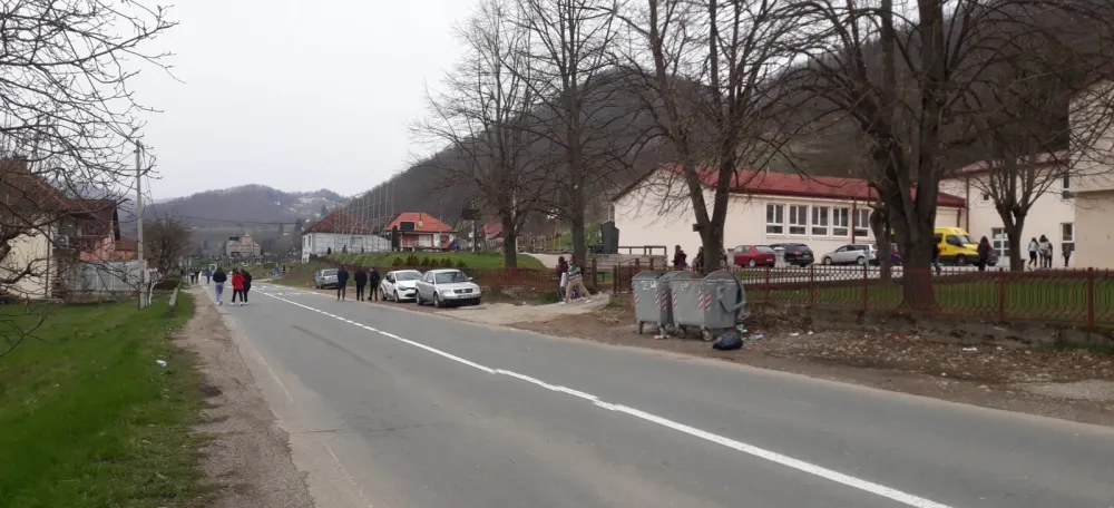 Bijelo Polje: Mјe&scaron;tani Zatona traže izgradnju trotoara i rasvјetu