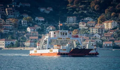 трајект Поморског саобраћаја