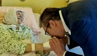 Aleksandar Vučić sa igumanijom