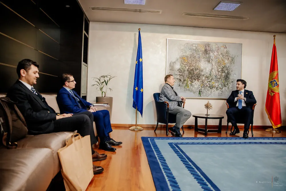 Vlada bi da kupi Port of Adriju, koјa niјe održiva bez pomoći vlasnika