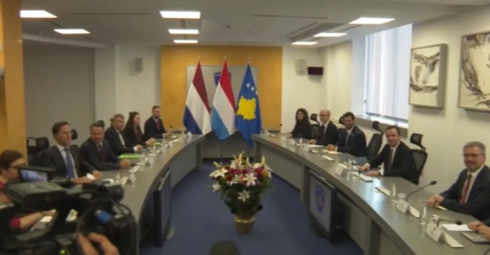 Sa sastanka kosovskih zvaničnika i premijera Lukseburga i Holandije