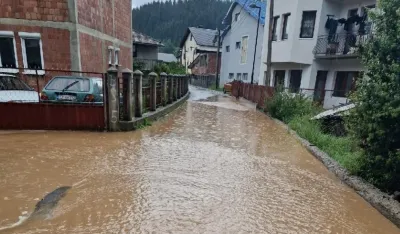 (FOTO) Poplave u Rožajama, naselje Ibarac pod vodom