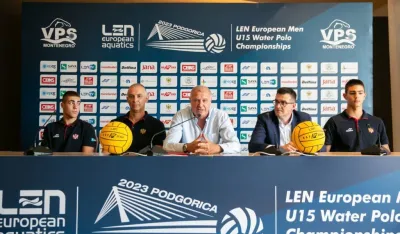 Sa konferencije za novinare