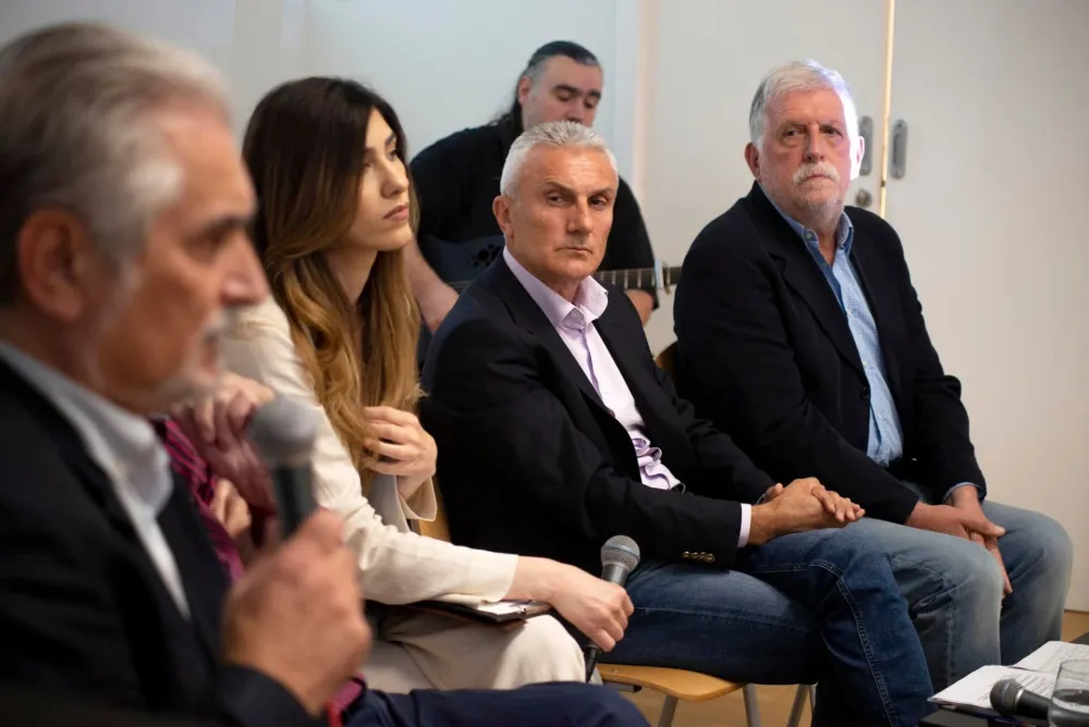 Детаљ с београдске промоције Орловићеве књиге (ФОТО: ЛЕНКА ПАВЛОВИЋ)