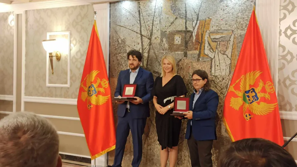 Trinaestojulske nagrade