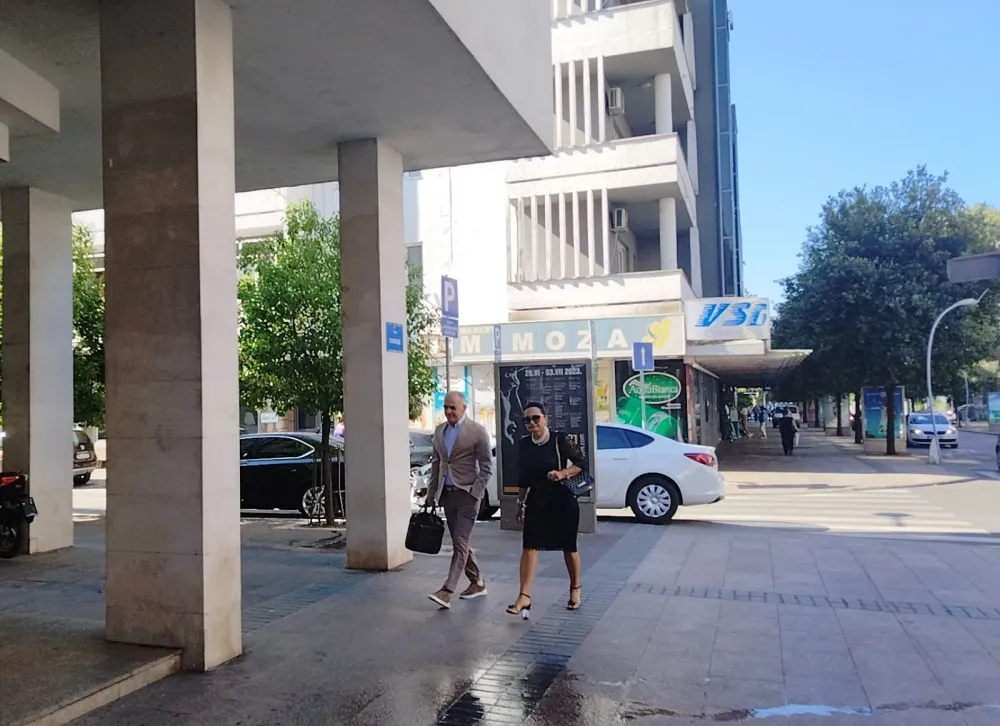 Vesna Medenica u pratni advokata Begovića