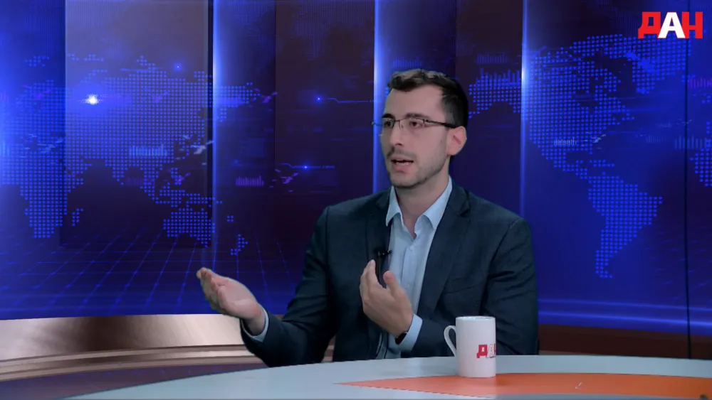 (VIDEO) Јovanović za &bdquo;Dan&ldquo;: Političarima godi &scaron;irenje lažnih viјesti