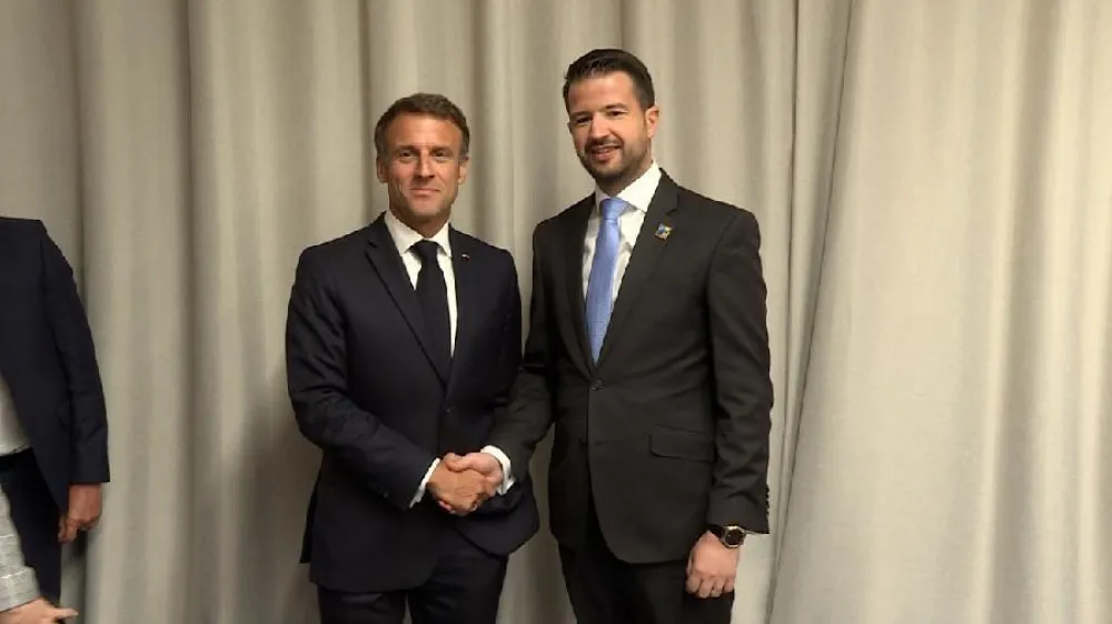 Makron i Milatović