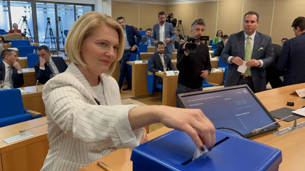 Sjednica Glavnog Grada,Olivera Injac