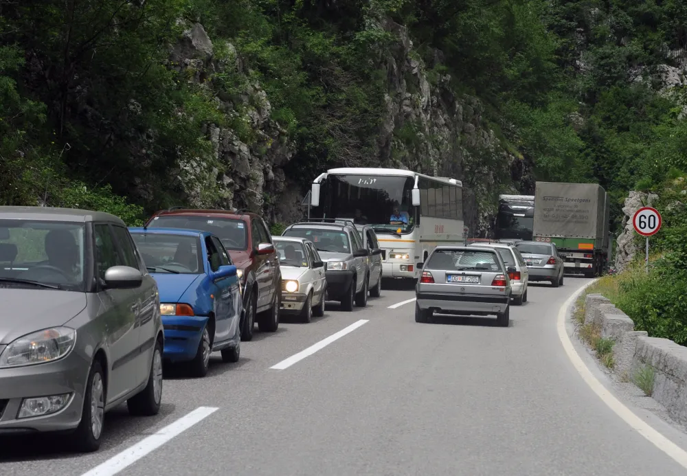 Vozači strpljenje: Kolone ka primorju
