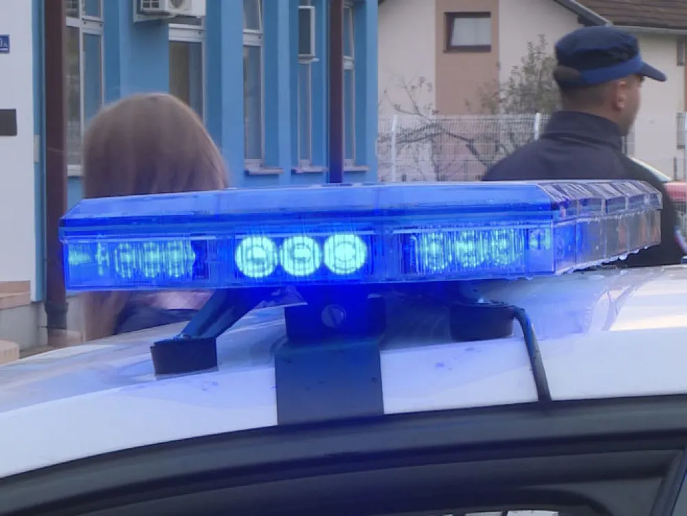 Полиција, полиција