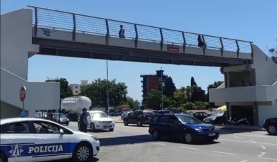 Sutomore: Policija apeluje na kori&scaron;ćenje pasarele